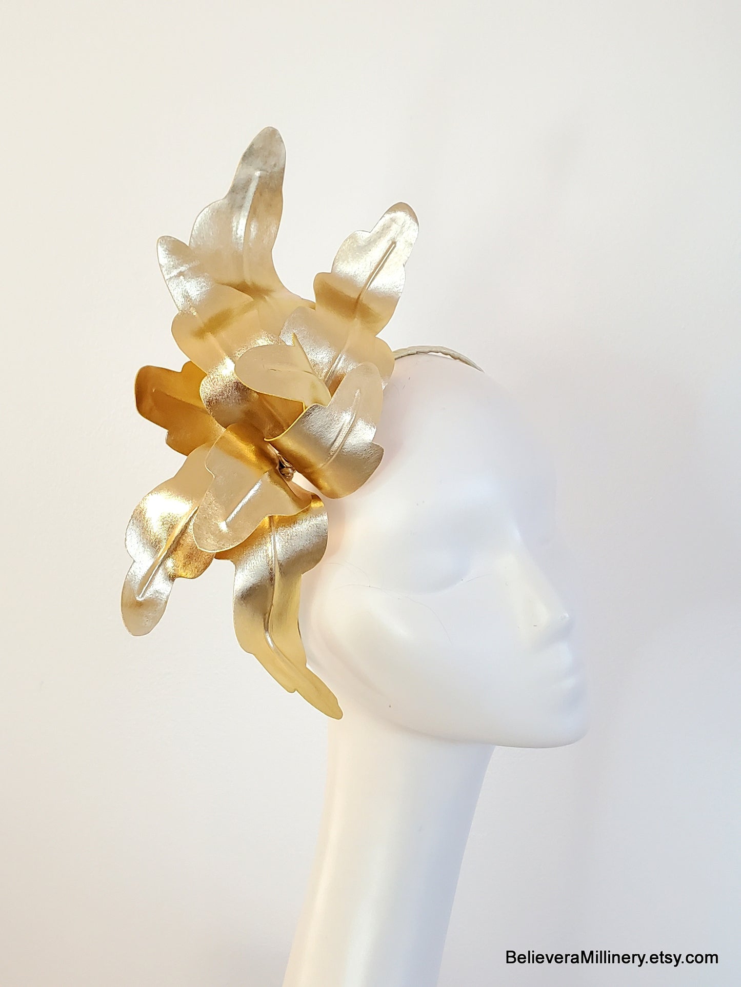 Gold Fascinator - BM1298