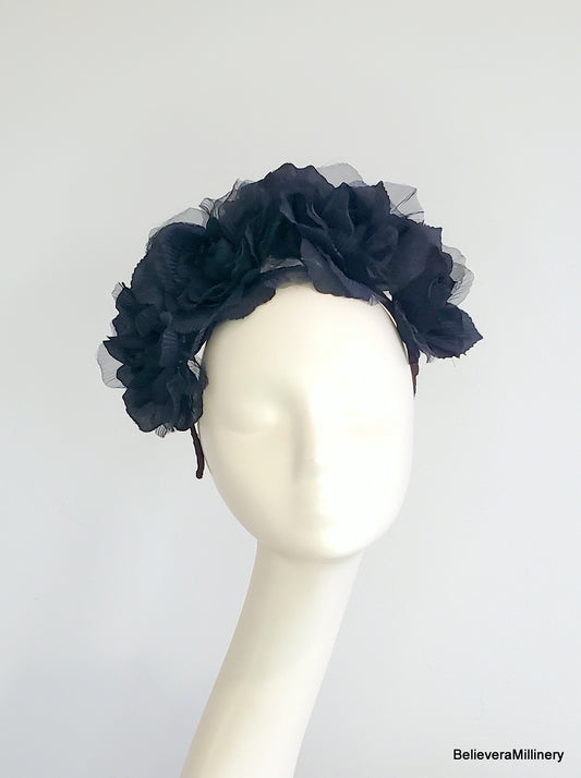 Black Flowers Crown