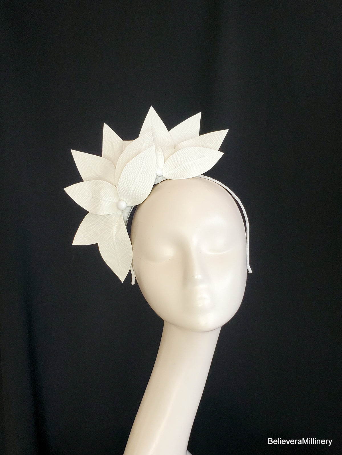 White Flower Fascinator